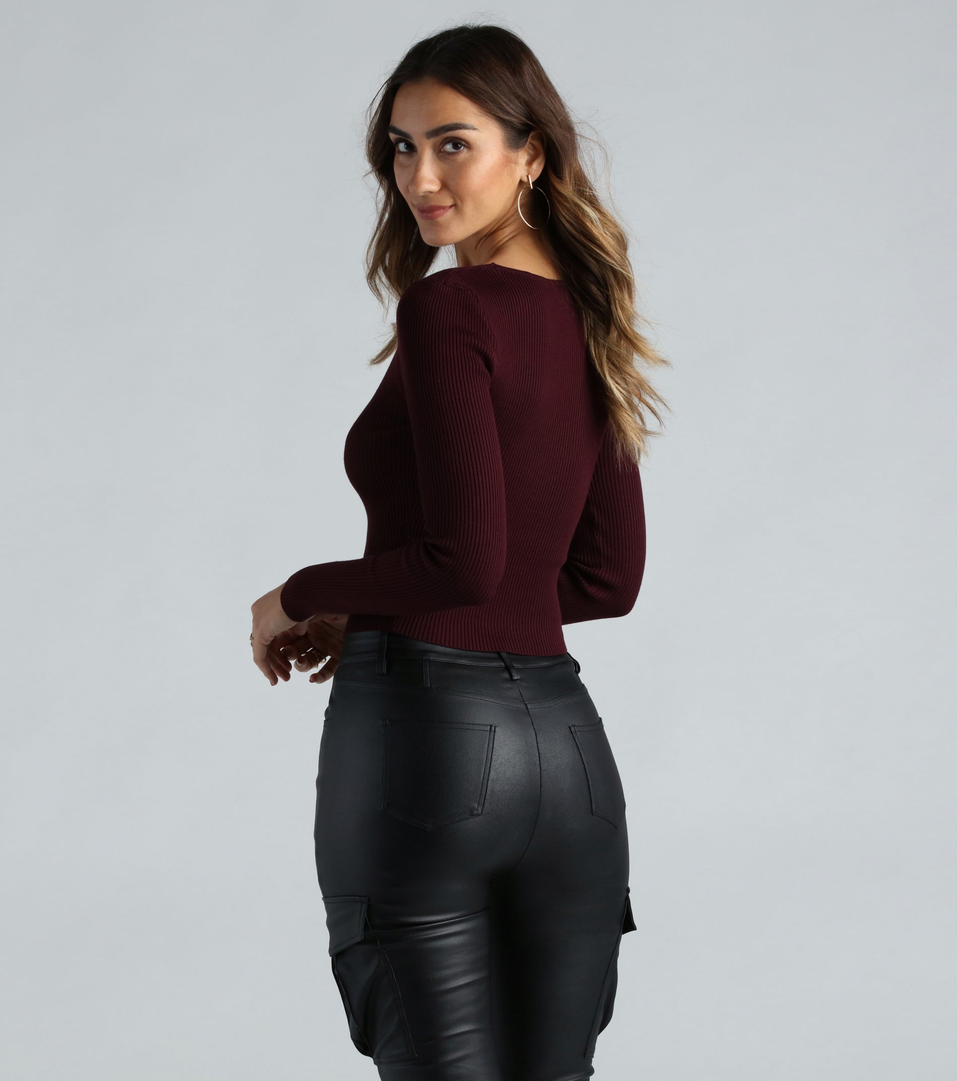 Cute Flair Lace-Up Sweater Crop Top