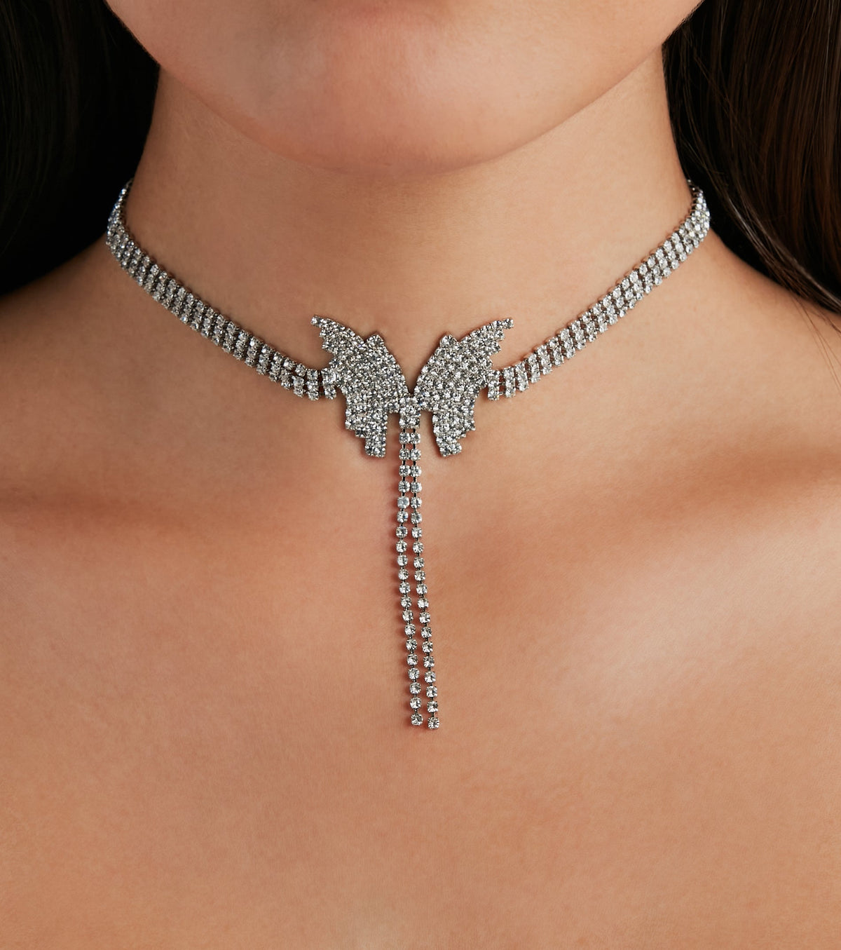 Trendy Radiance Rhinestone Butterfly Choker Necklace