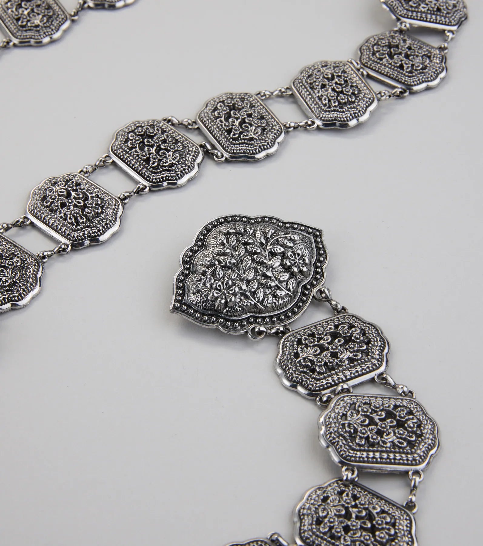 Floral Etched Western Chain Belt