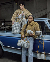 THE PRIVATE JET SHARK CLUB - HIGH ALTITUDE CROSSOVER CLUTCH